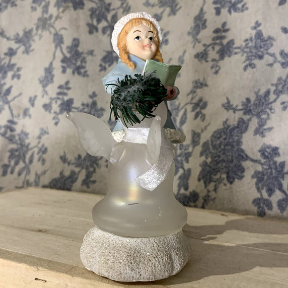 Nantucket Figurine Ice Skater Caroling Girl with Snowman - Picture 3 of 9